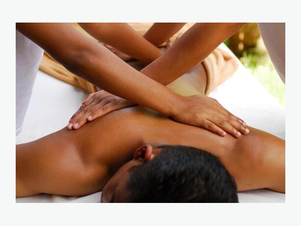 four-hand-massage Heavenly Hands Spa