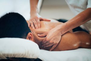 Shoulder massaging